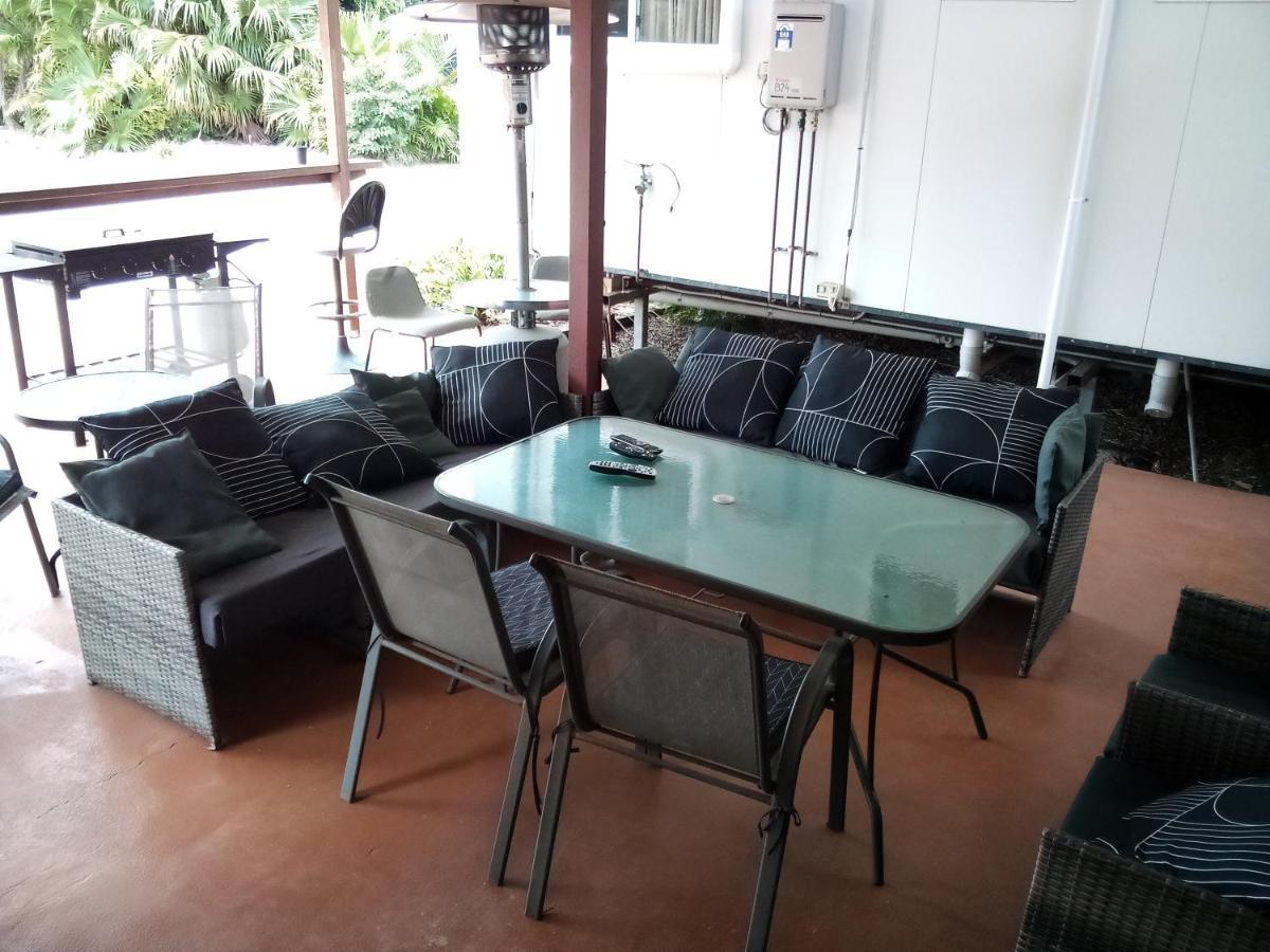 Bushchooks Travellers Village Bororen Εξωτερικό φωτογραφία