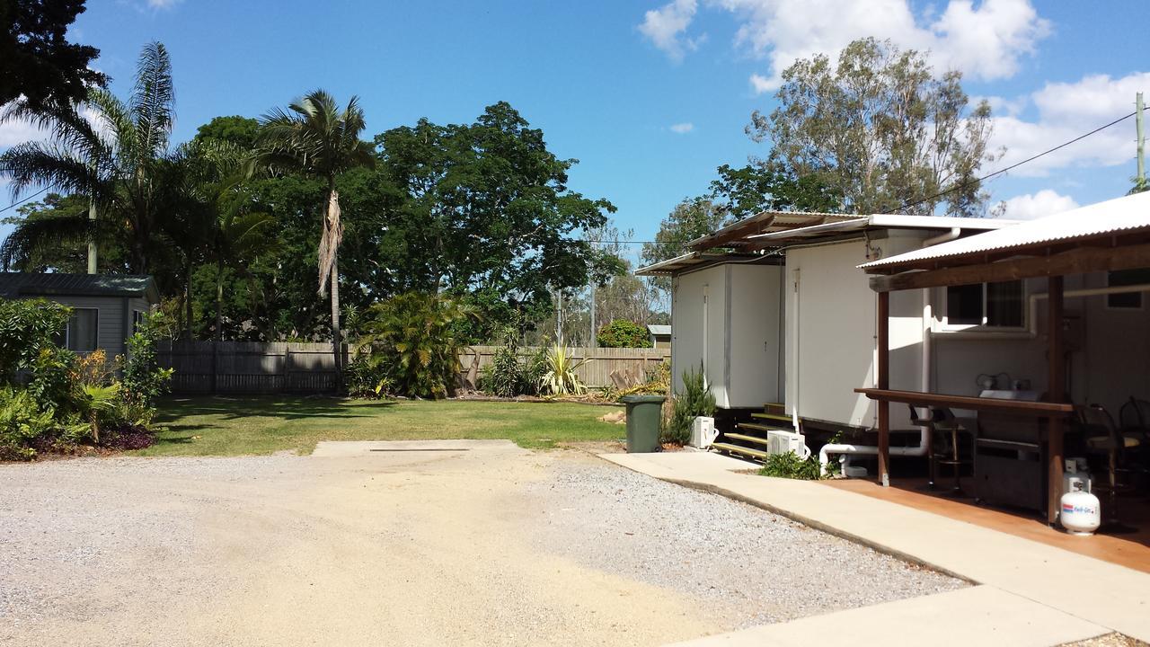 Bushchooks Travellers Village Bororen Εξωτερικό φωτογραφία